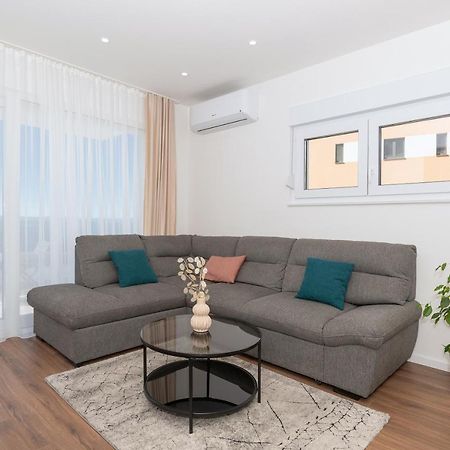 Apartment Pepe Makarska Eksteriør billede